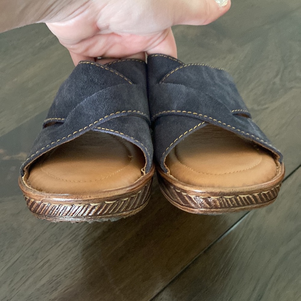 Born Teayo Basic Navy Indigo Distressed Leather F… - image 8